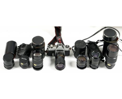 A PRINZFLEX M1 CAMERA, WITH A COLLECTION OF CASED LENSES, ETC
