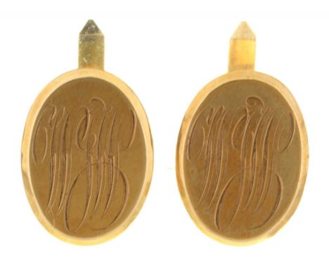 A PAIR OF 9CT GOLD MONOGRAMMED CUFFLINKS, BIRMINGHAM 1962, 9G++LIGHT WEAR CONSISTENT WITH AGE