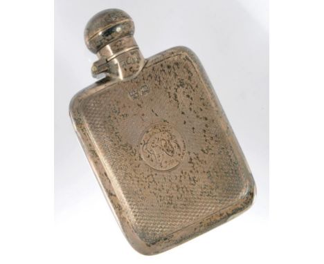 A GEORGE V SILVER CIGARETTE CASE, ENGINE TURNED, 10CM H, SHEFFIELD 1930, 1OZ 18DWTS