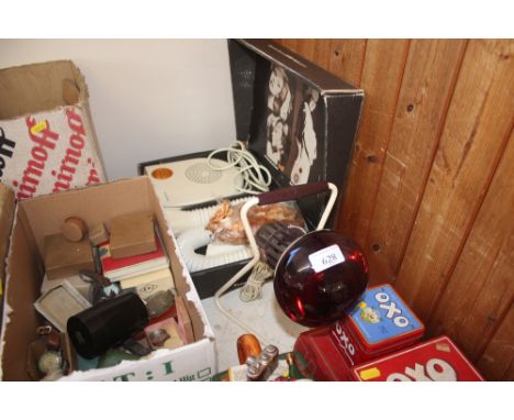 A 1960s Ronson Escort 2000 electric hair dryer and heat lamp, sold as seen 