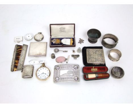 800 standard cased comb, silver vesta, further silver and plated ware, watches, etc