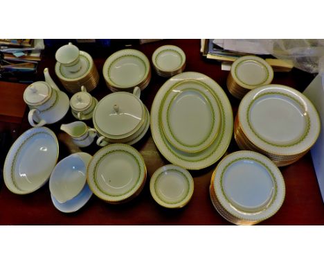 Noritake 92 piece Dinner and Tea service Made in Japan 1960-79, Pattern Katrina no 2254, 12 each Dinner, dessert and side pla