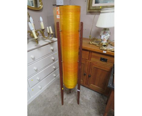 A TALL MID CENTURY ROCKET LAMP H-135CM 