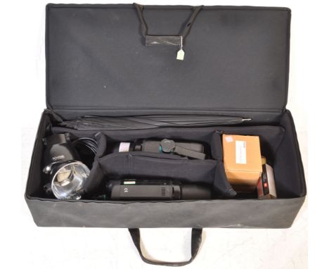 A Bowens Esprit Gemini photographic studio lighting suite to include Bowens Esprit Gemini 500w heads, umbrellas and accessori