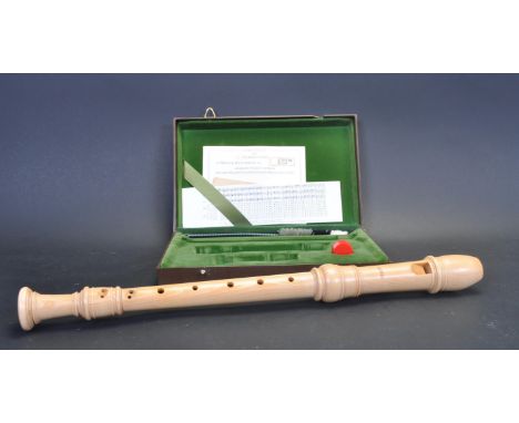 A Moeck Rottenburg Tuju Alt Barack mode 239 recorder / flute. The three pieces Moeck recorder designed by Friedrich Von Huene