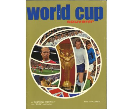 Football vintage magazine collection includes 5 magazine such as Football Monthly 1970 World Cup Souvenir Book, Daily Express