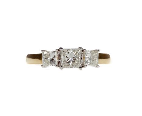 DIAMOND THREE STONE RING, set with princess cut diamonds totalling approximately 1.00 carat, in eighteen carat gold, size M, 