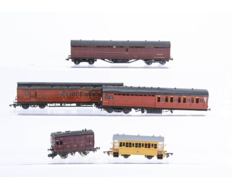 D&amp;S Models kitbuilt 00 Gauge GER Special Coach and other Rolling Stock,  sand 4-wheel Coach No 2 with Verandahs, and CR d