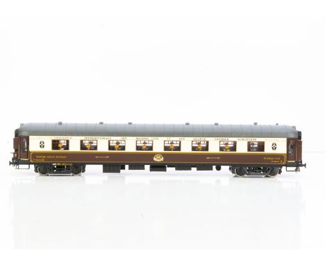 A Finescale 0 Gauge Continental Wagons-Lits 'Golden Arrow' Pullman Saloon by Elettren or similar, in CIWL brown/ivory livery 