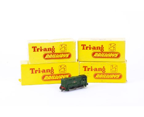 Four Tri-ang TT Gauge T95 BR green Diesel Shunters, all in original boxes, F-E, one with a broken step, boxes F-G, one writte