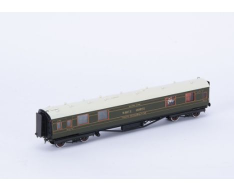 Lawrence Scale Models kitbuilt 00 Gauge 4mm Southern Railway 'White Horse' Tavern Restaurant Car 8000,  with Lawrence Scale M