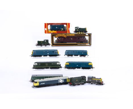  Tri-ang  Mainline Hornby 00 and Jouef H0 Gauge Diesel BR Locomotives, Mainline 37073 maroon Type 4 Warship D823 'Hermes', in