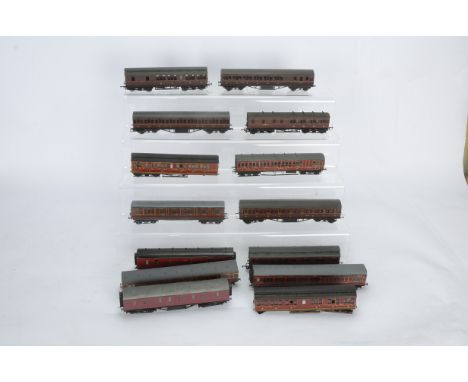 00 Gauge Ratio and other makers Kitbuilt and modified Graham Farish LMS maroon Coaches, Ratio, five Clerestory Coaches, three