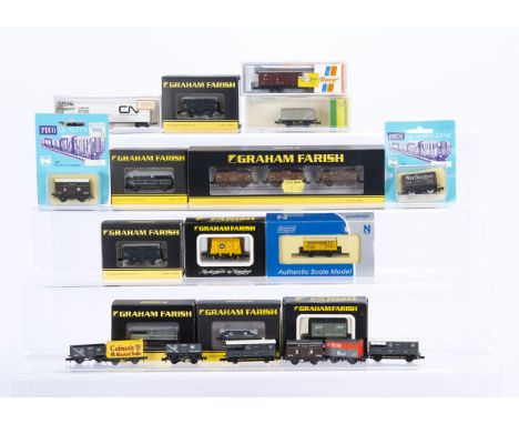 N Gauge Mainly British Outline Goods Wagons, various examples in various liveries, Graham Farish by Bachmann, cased, 373-270 