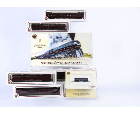 Bachmann American H0 Gauge Norfolk &amp; Western Steam Locomotive and Coaches, all boxed, 41-0658-A4 Class J 4-8-4 608 locomo