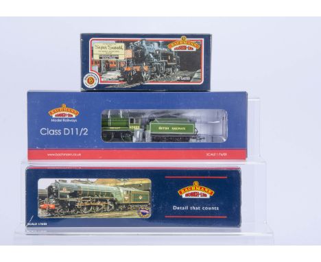 Bachmann 00 Gauge BR Steam Locomotives, 32-551 green Class A1 4-6-2 60158 'Aberdonian' (factory remotored), 31-136K green Cla