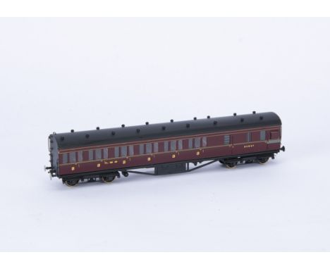 Lawrence Scale Models kitbuilt 00 Gauge 4mm LMS Passenger 3rd/Brake,  signed by D Lawrence no 15504 and painted and signed LW