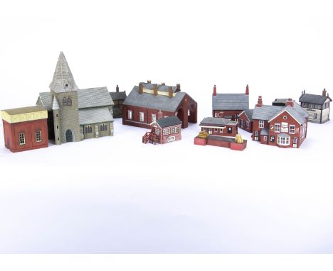 unboxed Hornby 00 Gauge Skaledale Station Buildings Signal Boxes Engine Shed Church and various other accessories by Merit Ho