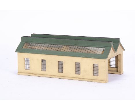 Hornby-Dublo 00 Gauge Pre-war wooden Engine Shed,   G-VG,  
