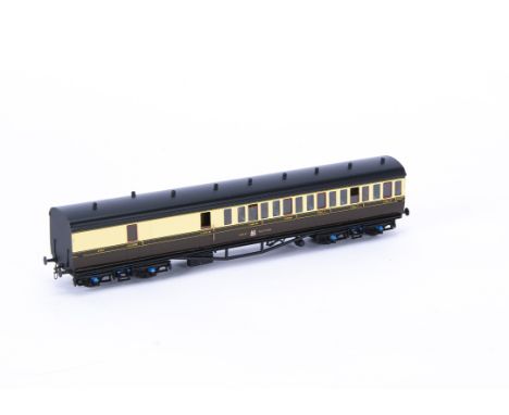 Lawrence Scale Models kitbuilt 00 Gauge 4mm GWR Brake/3rd Passenger Coach 4007,  Lawrence Scale Models plaque to underside, s