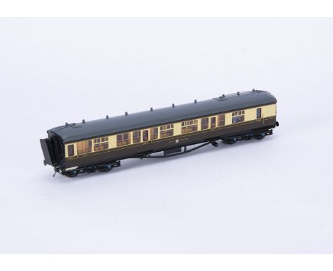 Lawrence Scale Models 00 Gauge 4mm GWR 1st/3rd Luggage Side Corridor Coach 7373,  Lawrence Scale Models plaque to underside d