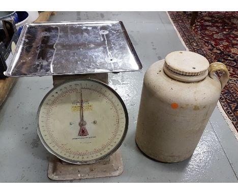 50kg Counter Scales &amp; Stoneware Jar with a lid (2)