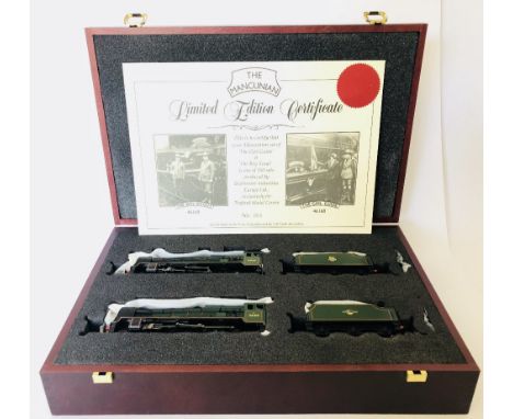 Bachmann 31-275Y OO gauge wooden case presentation box The Mancunian limited edition certificated 65/350 containing two Royal