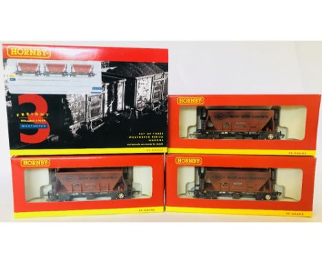 Hornby OO gauge R6154 pack of three RMC Procor hopper wagons with weathered finish mint in near mint boxes