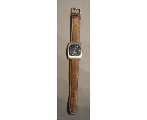 An Omega Constellation Automatic Chronometer Stainless Steel Cased Gentleman's Wristwatch with leather strap 