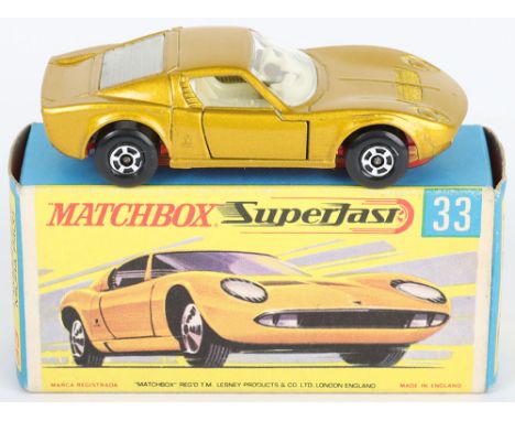 Matchbox Superfast 33c Lamborghini Miura P400, light metallic gold body, white interior, pink red base, wide five spoke super