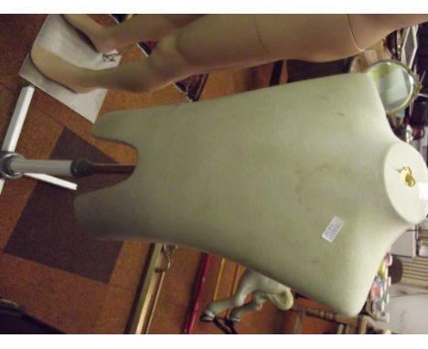 Shop Mannequin
