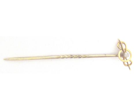 9 CT DIAMOND TIE PIN. 9 ct gold diamond set tie pin, 1,3g