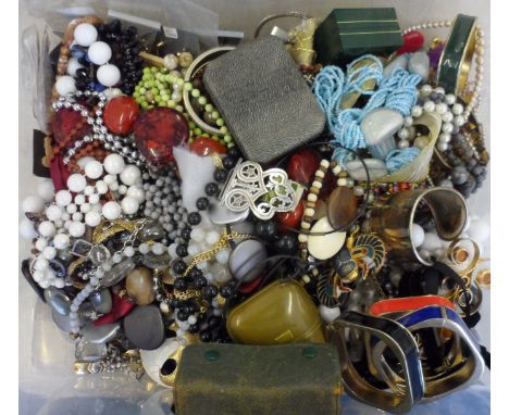 A collection of costume jewellery to include half of a white metal nurses buckle, a white metal bangle, stamped 925, various 