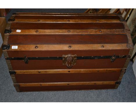 Wood bound canvas trunk together with a Cecil Aldin print