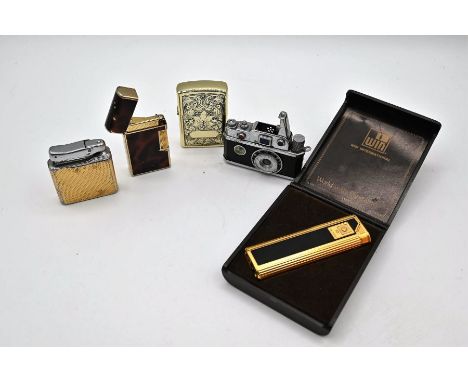 Five various vintage lighters to include Calibre, Cosmic, unused Hadson, KKW photoflash.&nbsp;