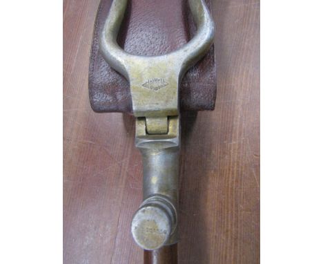 A Howell vintage shooting stick&nbsp;