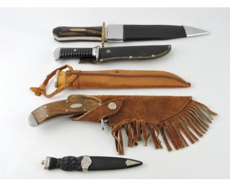 An ERN Solingen hunting knife, L. 26cm, together with four other various hunting and dress knives, (5)