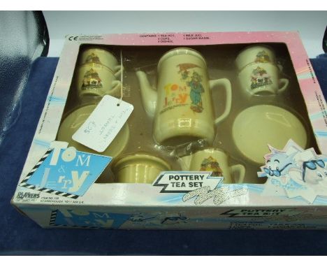 Vintage Ceramic Tom and Jerry Tea Set