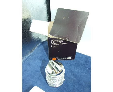 Rare Ronson Varaflame Dorchester D0702 Silver Plated Table Lighter with original box 3 1/2 inches tall