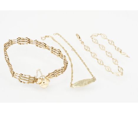 Group of three 9ct gold bracelets to include a gate link bracelet with heart lock clasp (hallmarked Sheffield 1990), fancy ov