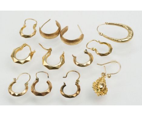 Collection of 9ct gold hoop earrings of various sizes and styles. All marked 375 or hallmarked. Largest measures 2.5cm. 