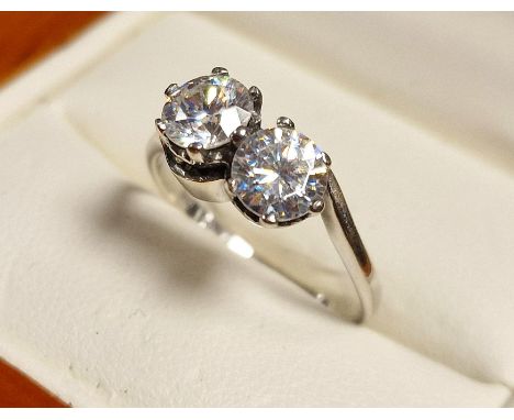 18ct White Gold &amp; White Twin Stone Dress Ring - Moi et Toi - size N &amp; 3.25g