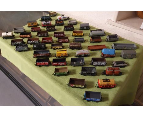 Railway Train 77 assorted OO-Gauge Model Toy Railway Goods Wagons Rolling Stock by Hornby, Lima, Bachmann, Mainline etc