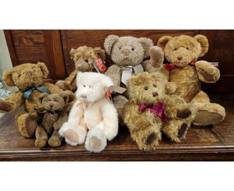 Collection of Russ Bears Teddy Bear Toys inc some Vintage examples - seven in total