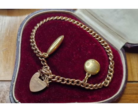 9ct Gold Padlock Gate Bracelet - 9.85g