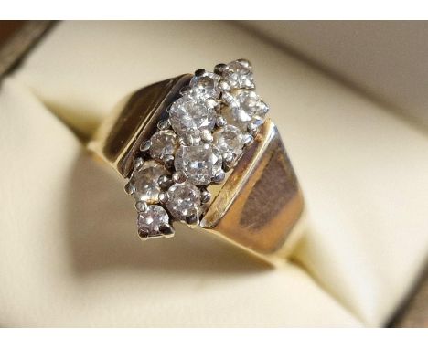 14ct Gold &amp; Diamond Dress Ring, size M &amp; 5.35g
