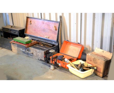 TOOL CHEST INCLUDING TOOLS ETC