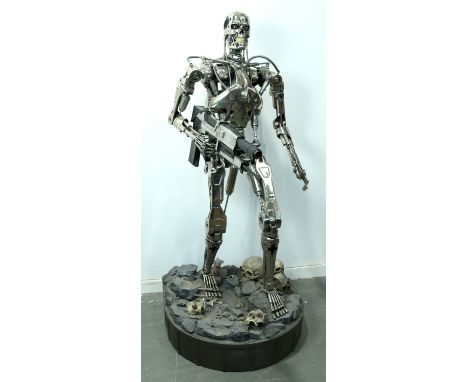 Sideshow Collectibles Terminator 2 Judgement Day 1:1 Scale T-800 Endoskeleton. Good Plus to Excellent. Has Previously Been on