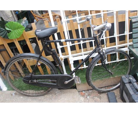 Vintage Raleigh Cycle with Sturmey archer Gears and Rod Brakes 