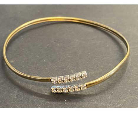 9ct Gold bangle 